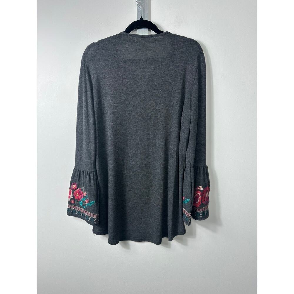 Andree by Unit Top Womens S Floral Embroidered Boho Bell Sleeve Tunic Shirt D50 - Picture 6 of 8